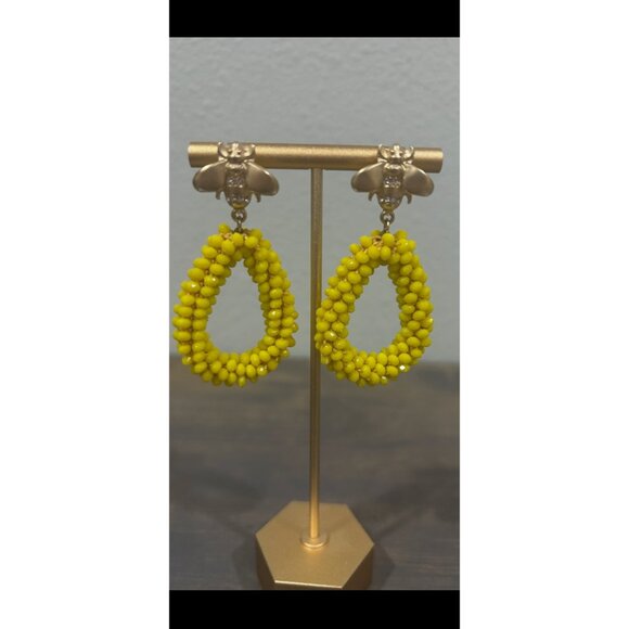 Gold Tone Bumble Bee Yellow Beaded Drop Earrings Boho - Picture 1 of 4